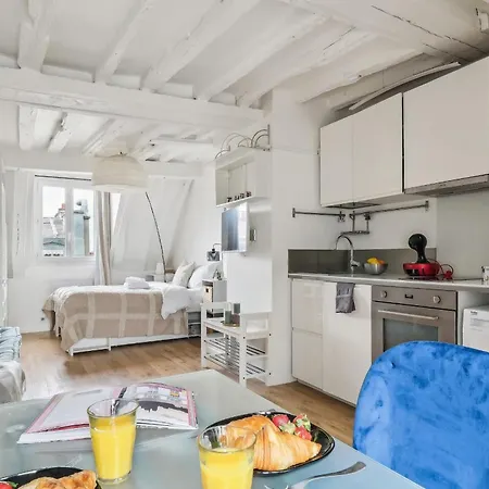 Apartmán Bnbnova - Le Louvre & Notre-dame *