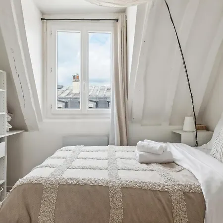 Apartmán Bnbnova - Le Louvre & Notre-dame Paříž